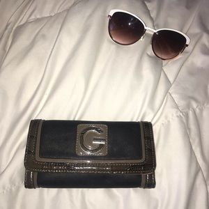 Guess Wallet